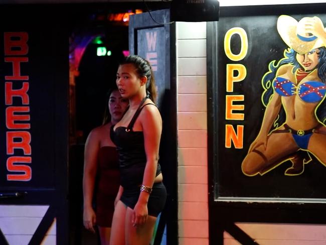 Prostitutes Phichit, Prostitutes in Thailand
