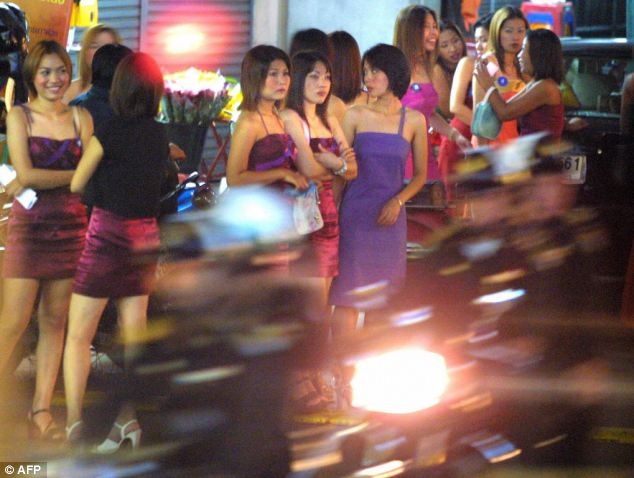 HCM City police bust prostitution ring involving models